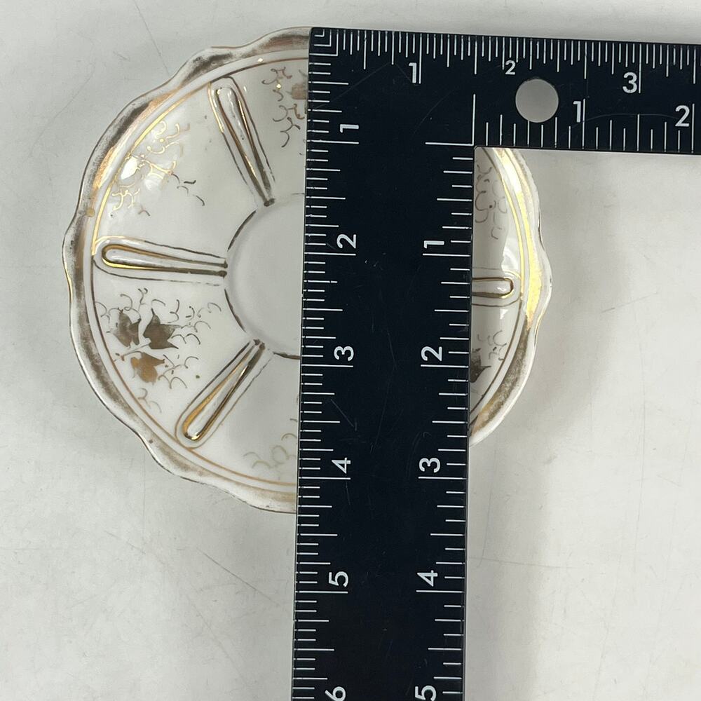 Vintage Gilded Demitasse Cup & Saucer Set Ornate Handle Gold Ivy Leaf Porcelain - Picture 14 of 14